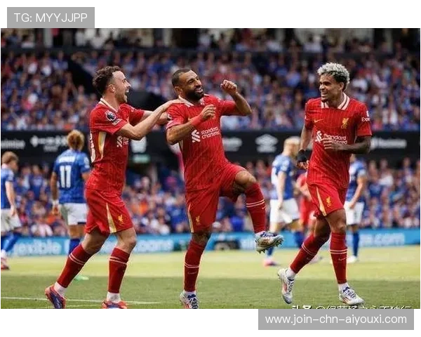 利物浦迪亚斯连续冲击左路防线